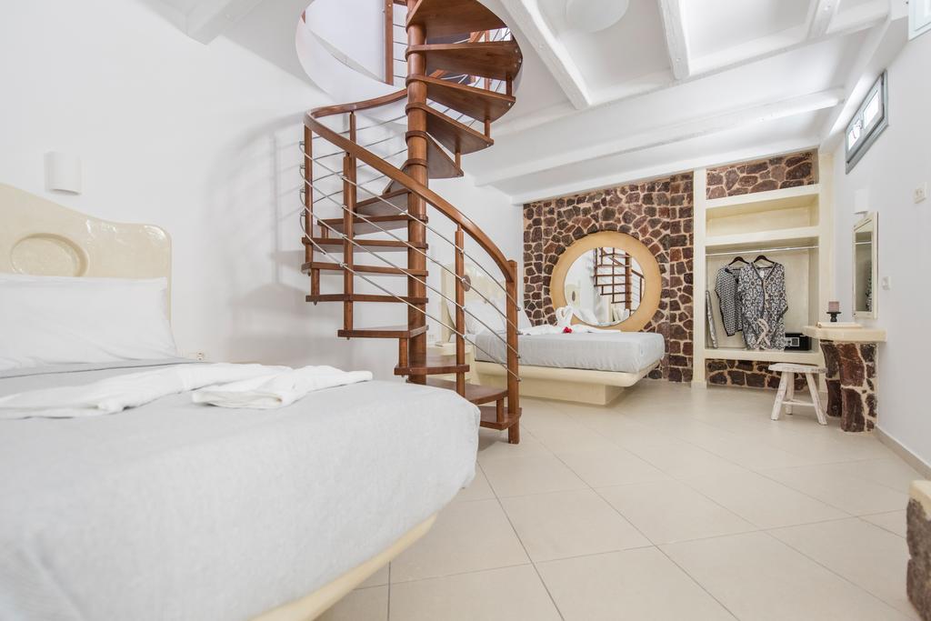 Secret Earth Villas - Santorini คามารี ภายนอก รูปภาพ