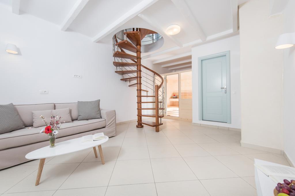 Secret Earth Villas - Santorini คามารี ภายนอก รูปภาพ